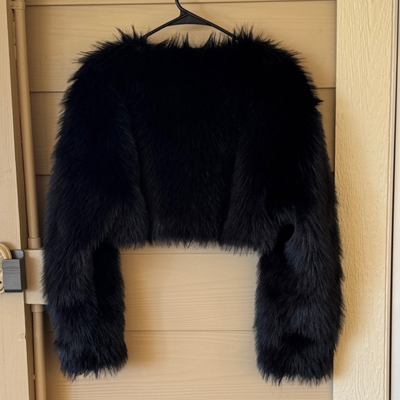 Free People Black Faux Fur Cropped Bolero Jacket - Picture 3 of 3